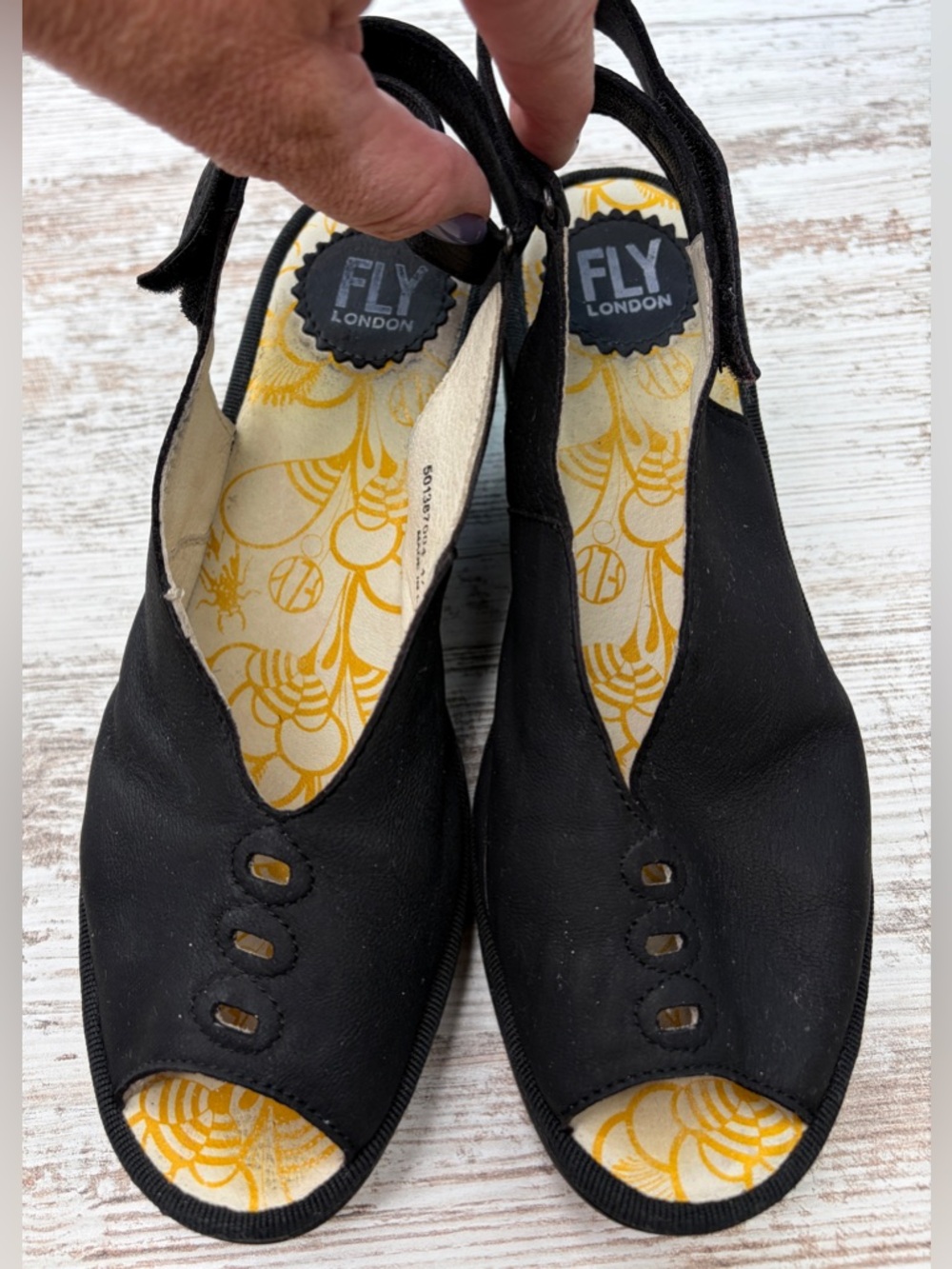 FLY LONDON YEAY PEEP TOE SANDALS IN BLACK CUPIDO Wedge sz 38 (7.5-8) GUC